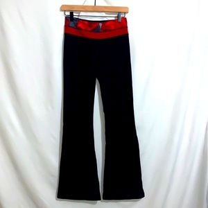 Lululemon size 4